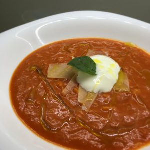 Rychlá rajčatová polévka s parmezánem (Quick tomato soup with parmesan)