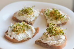 Řeřichová pomazánka (Cress spread)